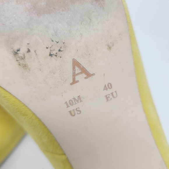 Anthropologie | Women's Classic Yellow Suede Heels (Size 10M) - Picture 4 of 14